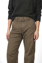 Vivienne City pantalón chino de mujer en gabardina balloon fit