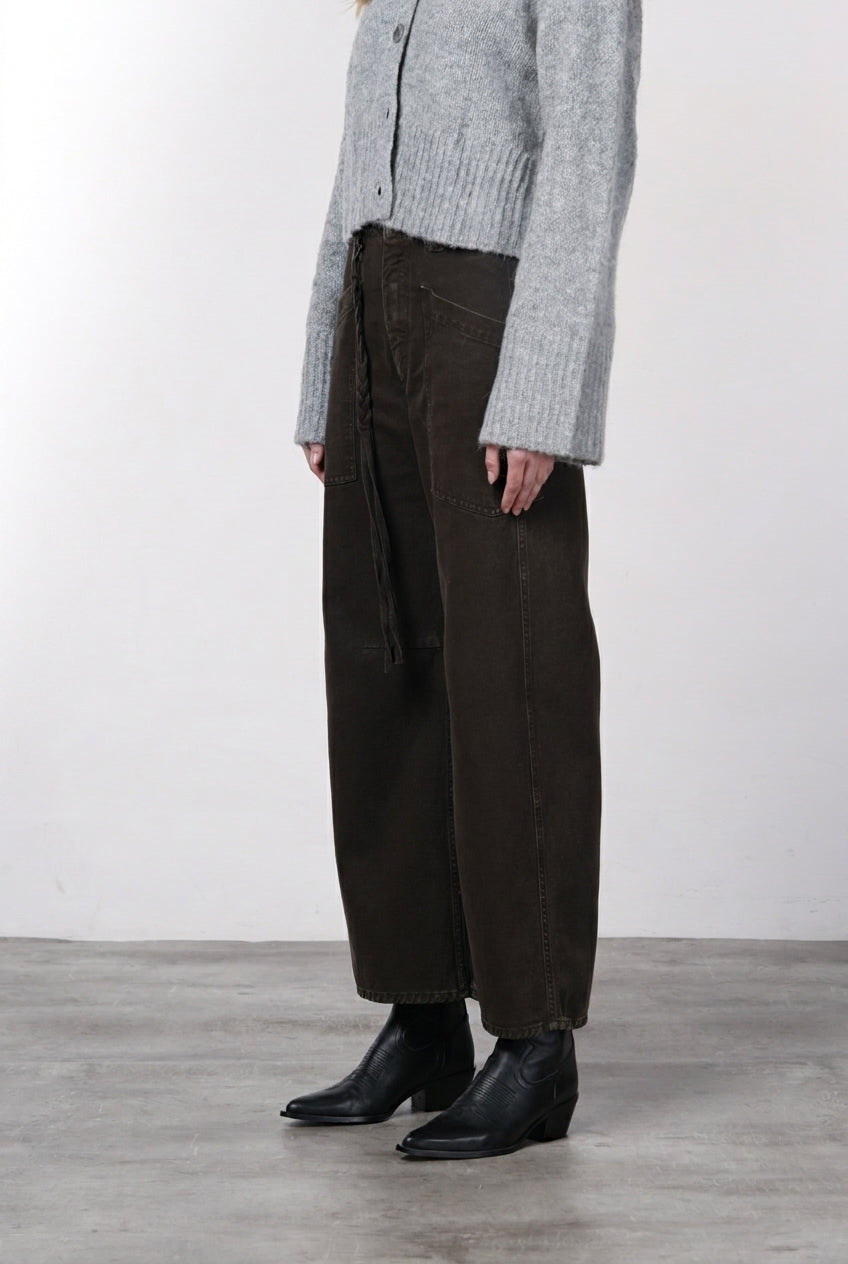 Venice women’s chino pants in twill with balloon fit ①