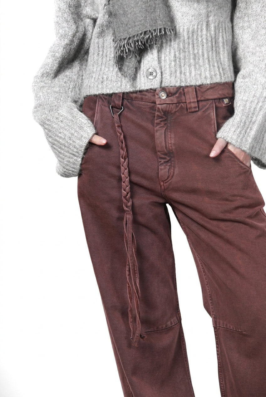 Violette pantalon chino femme en twill balloon fit ①
