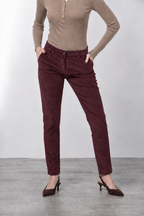 New York Slim women’s chino trousers in wide-wale corduroy slim fit ①