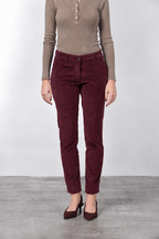 New York Slim women’s chino trousers in wide-wale corduroy slim fit ①