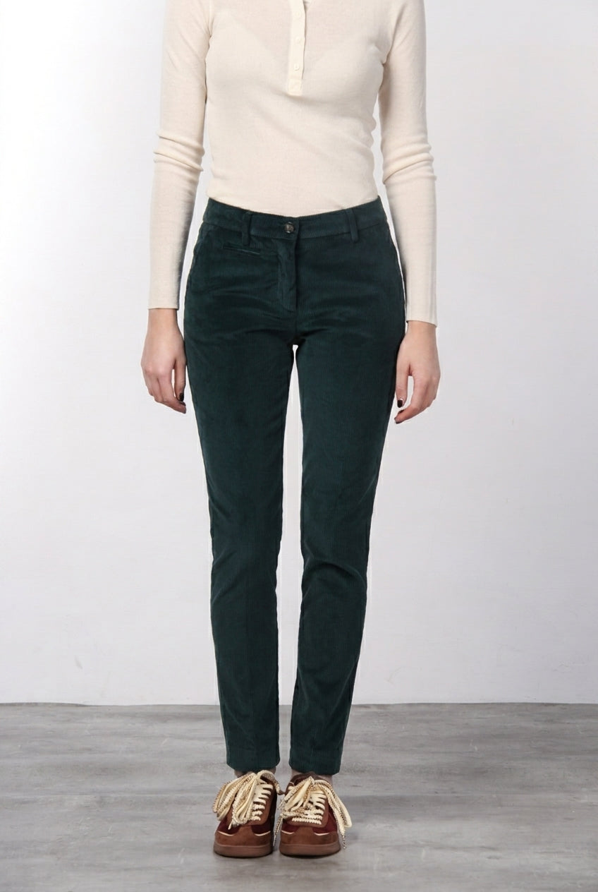 New York Slim pantalone chino donna in velluto a costa grande slim fit ①