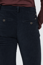 New York Slim pantalon chino femme en velours côtelé à grosses côtes, coupe slim ①