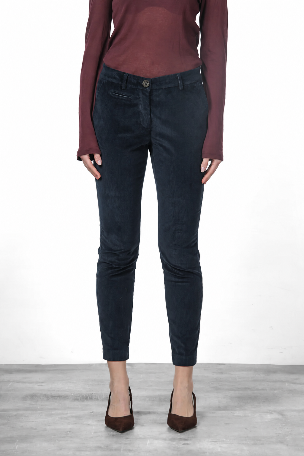New York Slim pantalone chino donna in velluto a costa grande slim fit ①