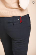 New York Slim pantalón chino mujer en satén slim fit ①