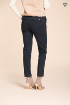 New York Slim pantalón chino mujer en satén slim fit ①
