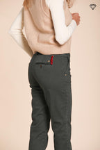 Foto 2 New York Slim pantalone chino donna in raso slim fit ①