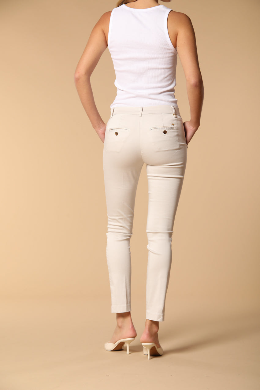 New York Slim Damen Chino Hose in Stretch Satin Slim Fit ①