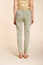 New York Slim pantalone chino donna in raso stretch slim fit ①