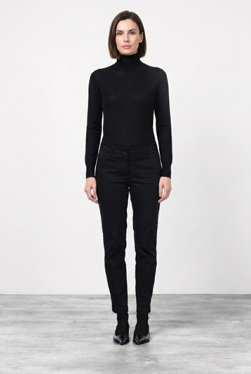 New York Slim pantalone chino donna in raso slim fit ①