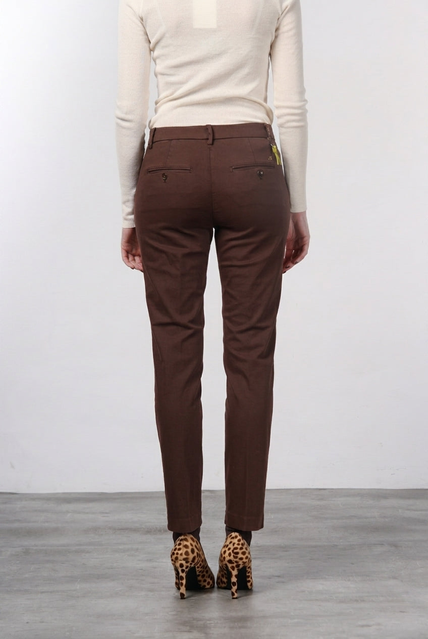 New York Slim women’s chino pants in satin with slim fit ①
