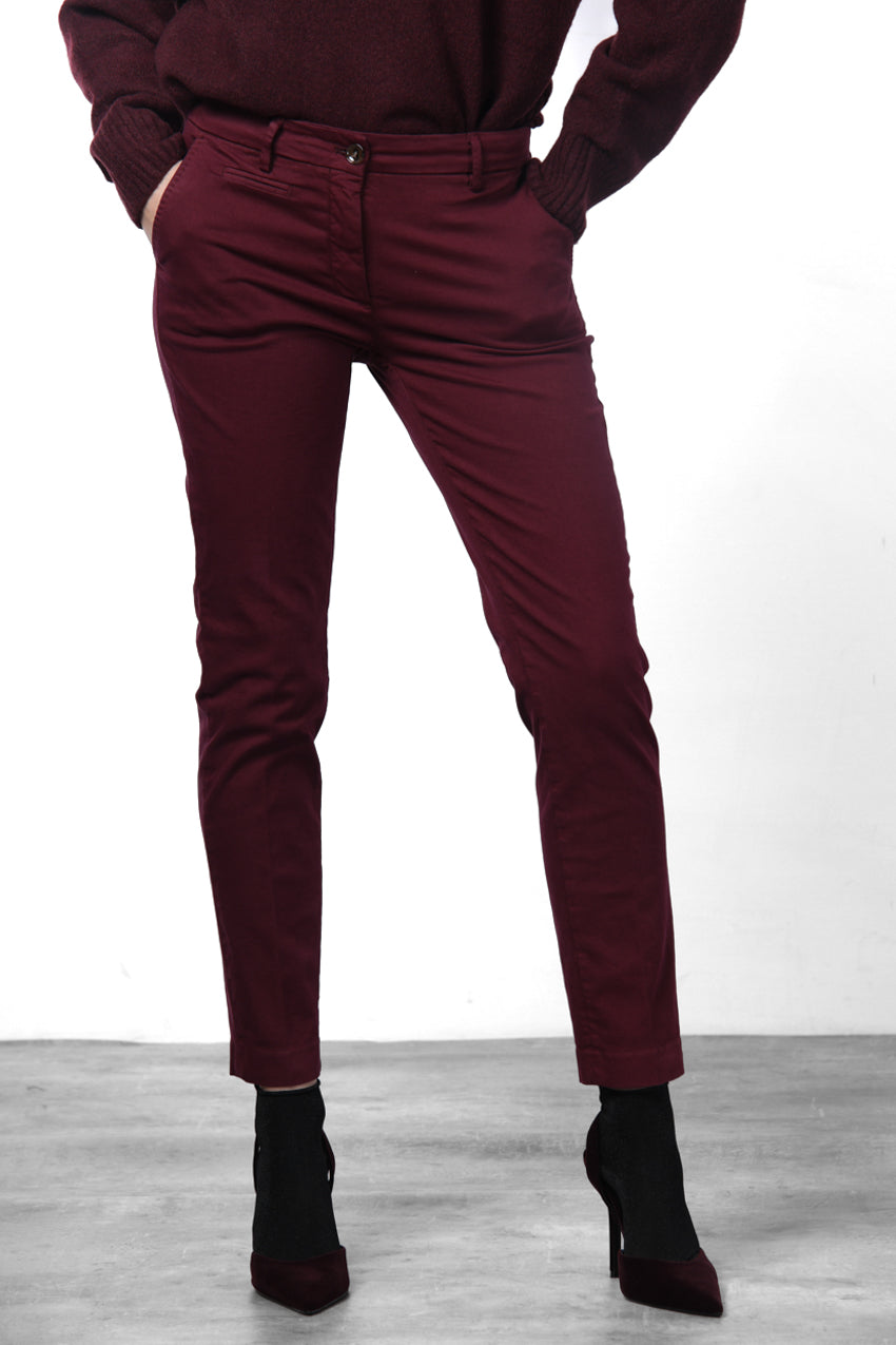 New York Slim pantalone chino donna in raso slim fit ①