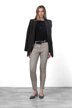 New York Slim women’s chino pants in satin with slim fit ①

