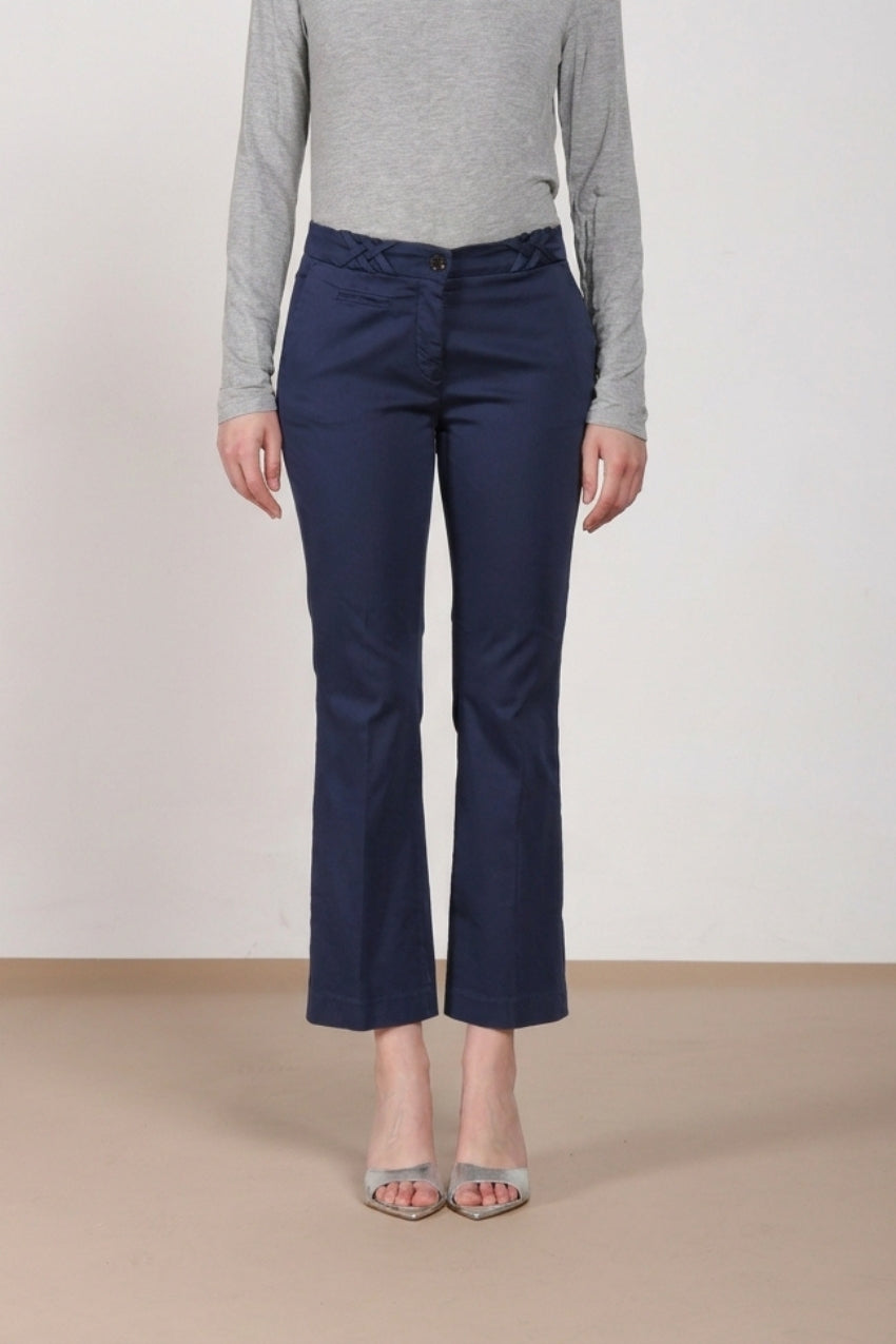 New York Trumpet Hose Chino Damen aus Stretch Satin slim fit