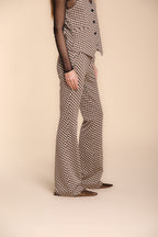 Foto 3 New York Flare pantalone chino donna in jersey con disegno rombo slim fit