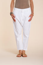 Malibu Jogger pantalón chino mujer en gabardina carrot fit