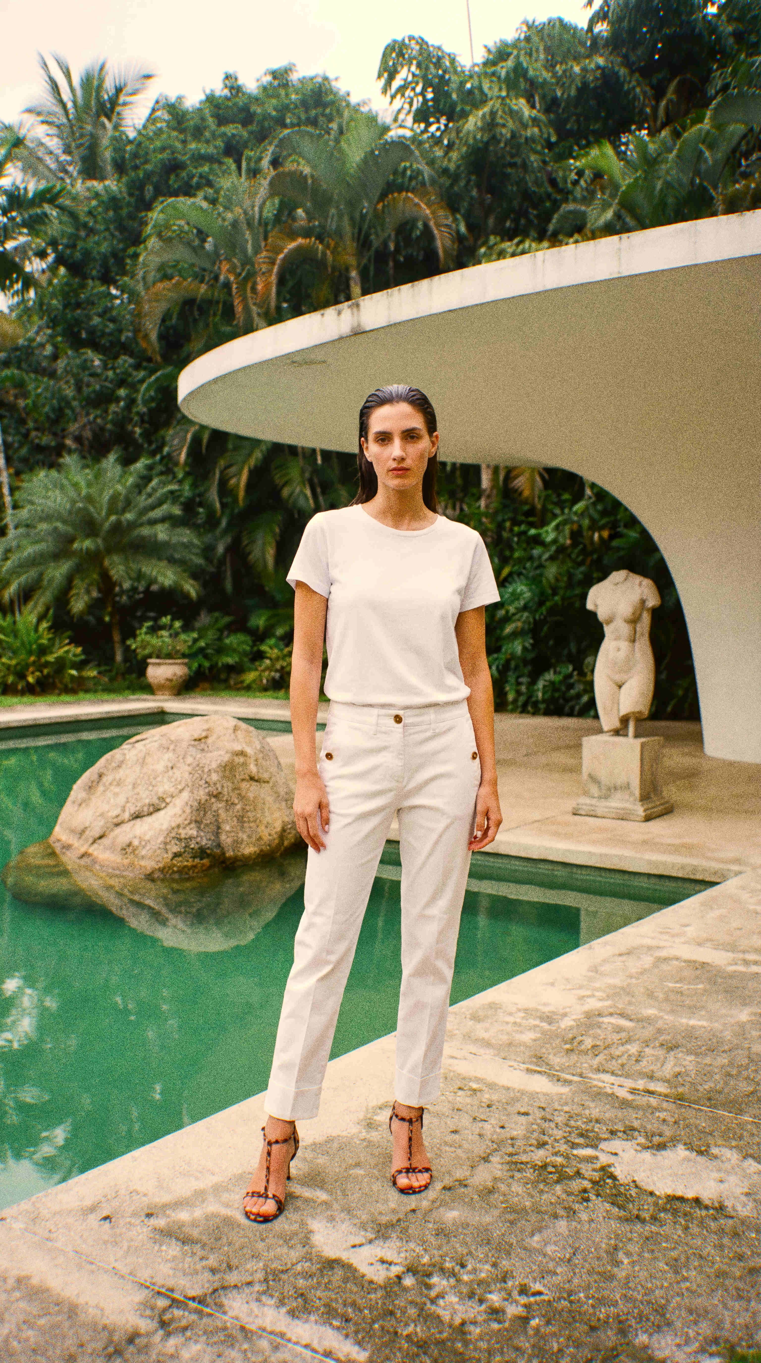 New York Carrot pantalón chino mujer en satén stretch carrot fit ①