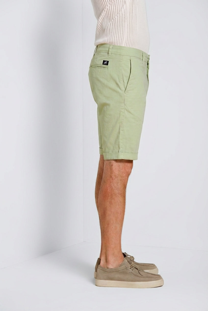 London bermuda chino homme en gabardine stretch regular fit ①