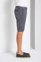 London men's chino bermuda in stretch gabardine regular fit ①