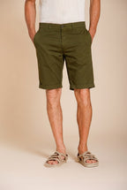 London men's chino bermuda in stretch gabardine regular fit ①