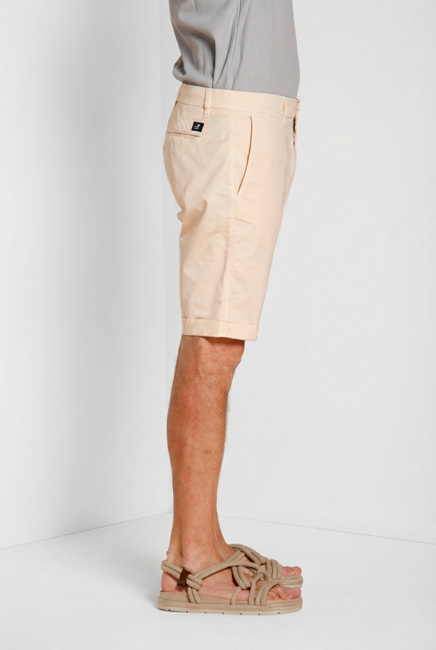 London men's chino bermuda in stretch gabardine regular fit ①