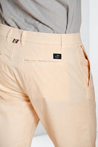 London men's chino bermuda in stretch gabardine regular fit ①