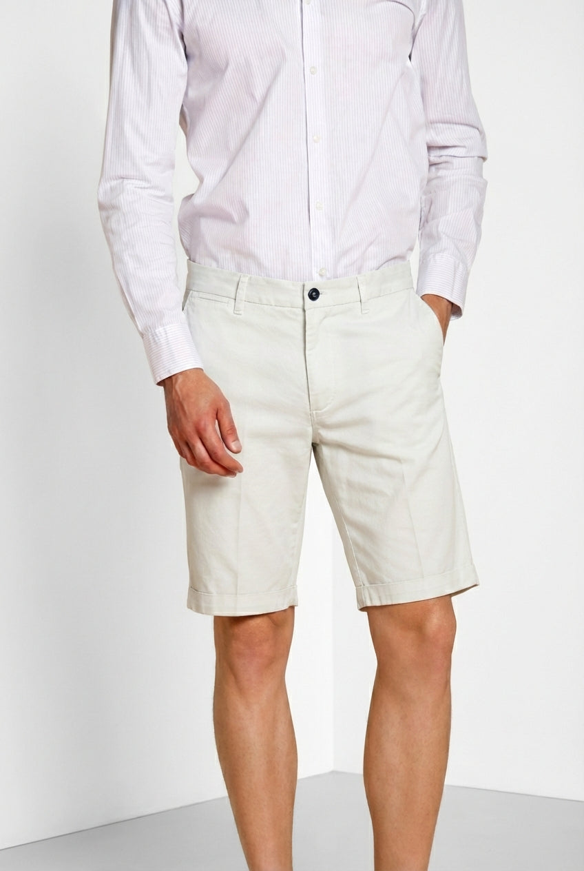 London bermuda chino homme en gabardine stretch regular fit ①