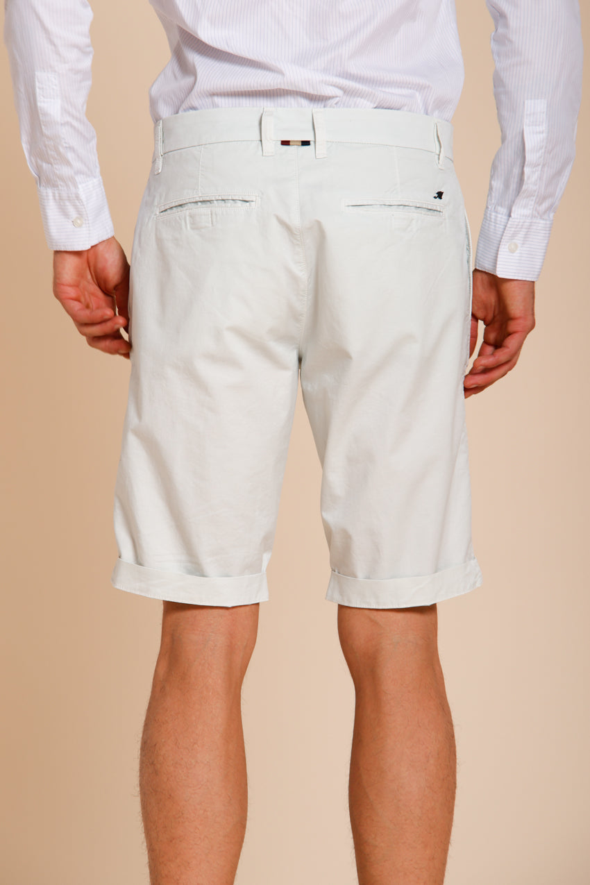 London men's chino bermuda in stretch gabardine regular fit ①