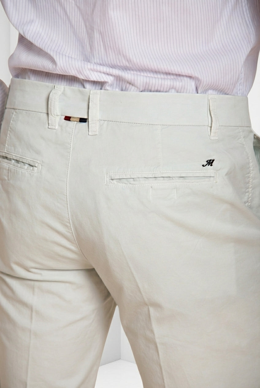 London Herren Chino Bermuda aus Stretch Gabardine regular fit ①