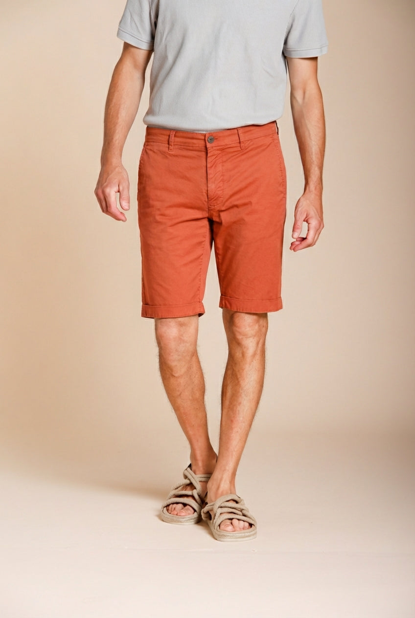 London Bermuda Chino Herren aus Stretch Gabardine regular fit ①