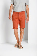 London men's chino bermuda in stretch gabardine regular fit ①