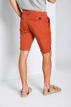 London men's chino bermuda in stretch gabardine regular fit ①