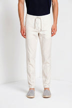 New York Sack Hose Chino Jogger Herren aus Lyocell und Baumwolle Fallschirmstoff regular fit