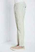 New York Sack pantalón chino jogger hombre en tela de paracaídas de lyocell y algodón regular fit