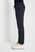 Milano Jogger Travel pantalone chino uomo in raso tecnico travel stretch extra slim fit