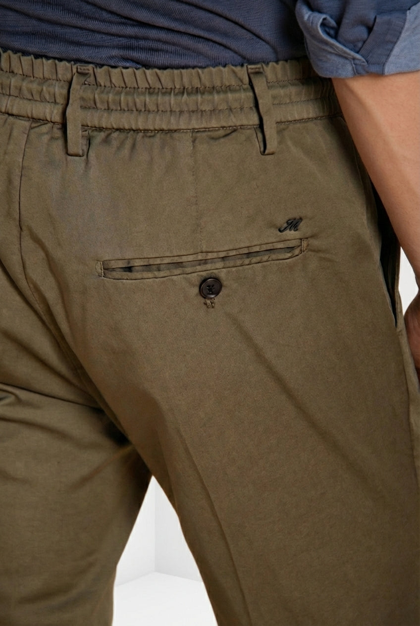 Milano Jogger Travel pantalone chino uomo in raso tecnico travel stretch extra slim fit