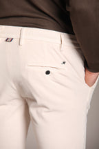 Foto 2 Milano Jogger pantalone chino uomo in velluto 500 righe extra slim fit