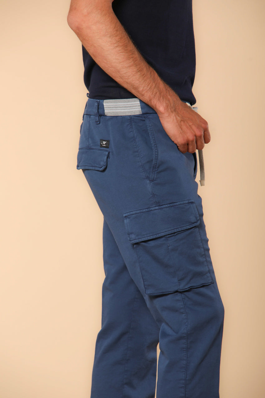 Immagine 4 di Chile Golf pantalone cargo jogger uomo in jersey stretch carrot fit colore blu scuro di Mason's