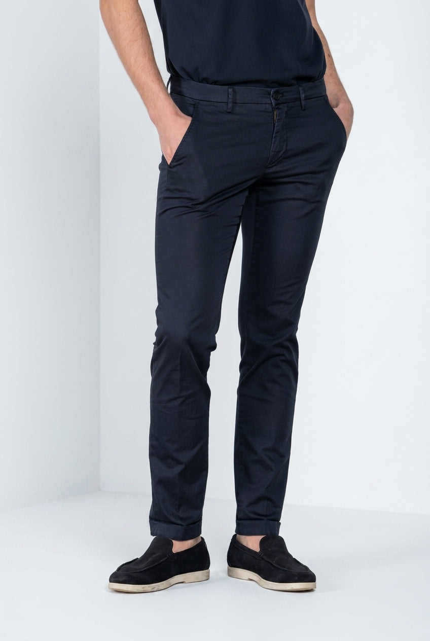 Torino Travel men's chino pants in technical travel stretch satin slim fit