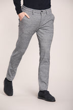 Foto 3 Torino Jog pantalone chino uomo in jersey con microdisegno slim fit