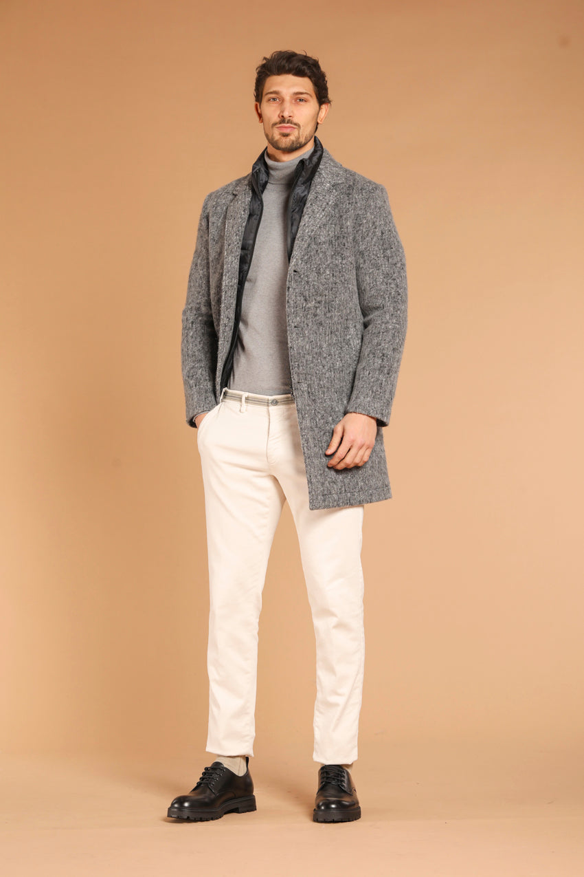 immagine 2 di pantalone chino uomo modello Torino Golf in raso, di colore bianco, fit slim di mason's