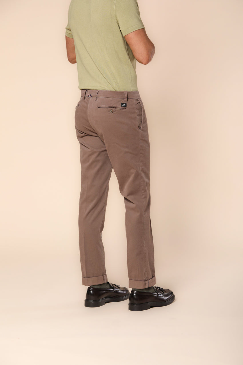 New York pantalón chino hombre en gabardina stretch ajuste regular ①.