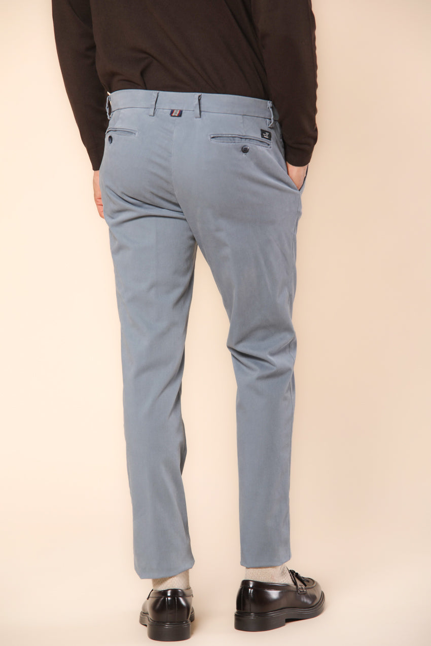 New York pantalón chino hombre en gabardina stretch ajuste regular ①