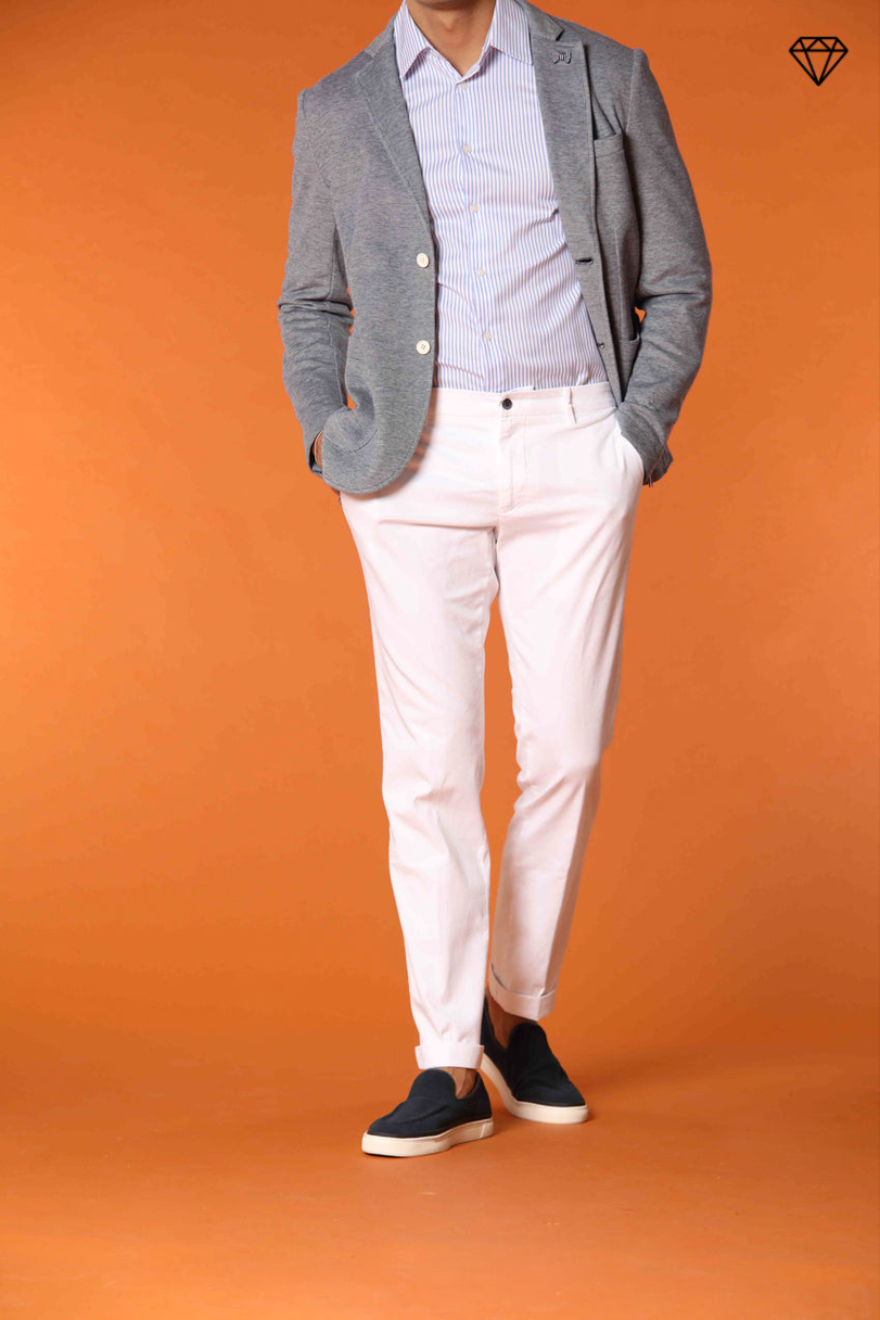 New York pantalón chino hombre en raso elástico regular fit ①