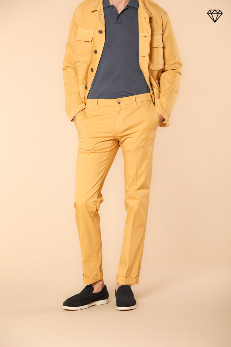 New York men's chino pants in stretch satin regular fit ①