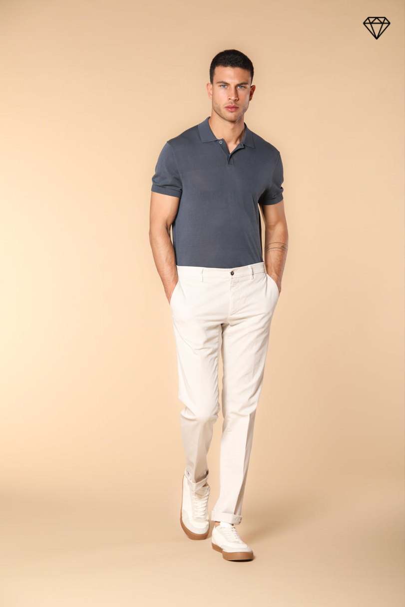 New York pantalón chino hombre en raso elástico regular fit ①