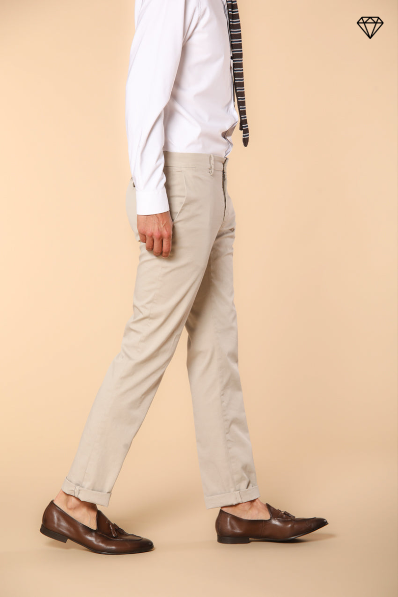 New York Pantalon chino homme  en satin stretch coupe Regular ①