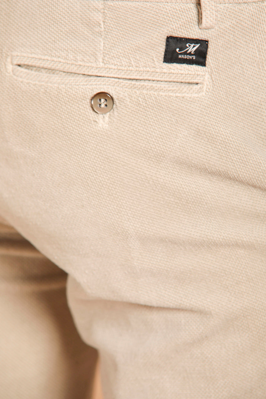 immagine 2 di pantalone chino uomo modello New York, di colore ghiaccio, fit regular di mason's
