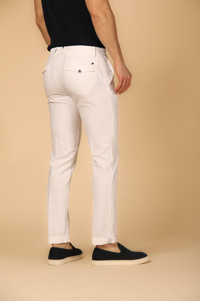 immagine 4 di pantalone chino uomo modello New York City color bianco regular fit di Mason's