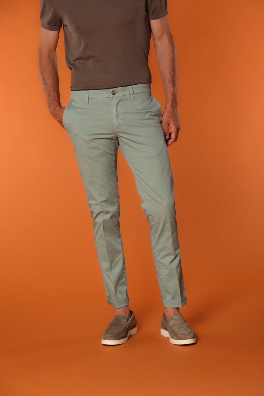 New York City pantalón chino hombre en twill de algodón pima ligero elástico regular fit
